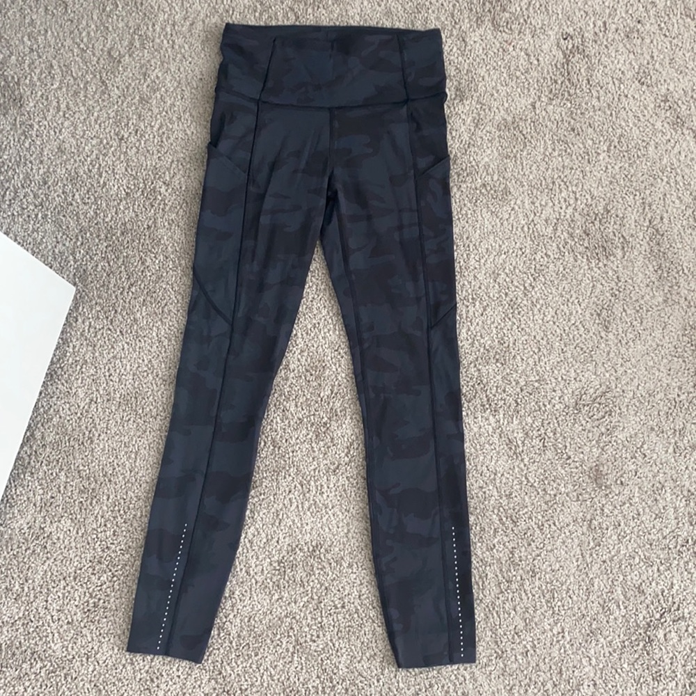 Blue camp fast and free running leggings